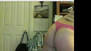 Cute Asian Teen Twerks Her Tight Ass On Webcam For Viewers