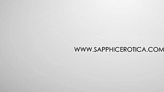 Zlobivé lesbičky prstia pičky vonku