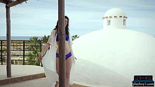 Muirina Fae's Canadian Milf Striptease Turns Outdoor Solo Into Naked Bombshell Display