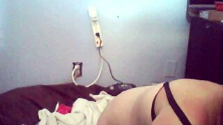 아마추어 BBW가 거대한 BBC 타며 인터레이셜 파운딩!