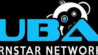 sexy babe carmen cruise enjoys solo time close up.