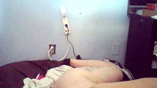 아마추어 BBW가 거대한 BBC 타며 인터레이셜 파운딩!