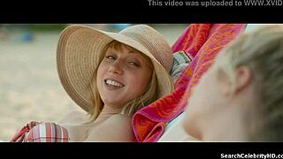 Закръглена млада получава кум на Хелоуин нощта