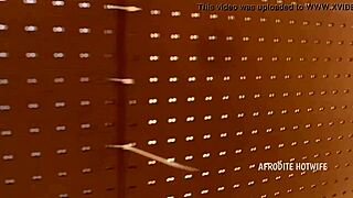 Old Amateur Bent Over Doggystyle Gangbang