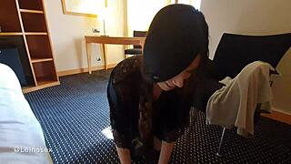 Stepmom helps me out with a quick hand