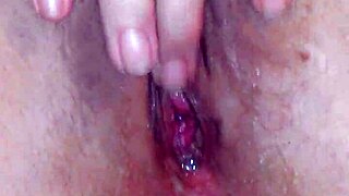 wet girlfriend squirts continuously!