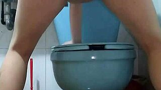 latina babe masturbates in shower squirting pussy
