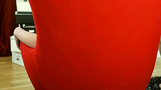 Startling blonde Milana Fox cums hard on camera!