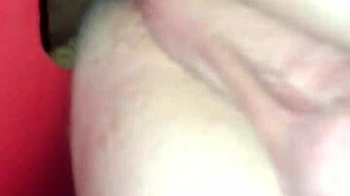 Is that shemale teasing in the glory hole?