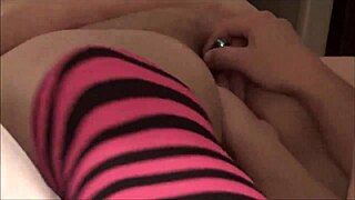 Tease That BBW Pussy With Vibrator!