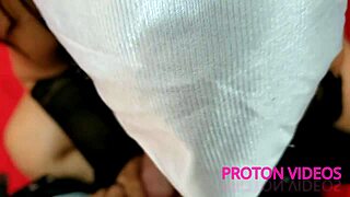 Najal som svoju slúžku Taissa Winkler na domáce práce.