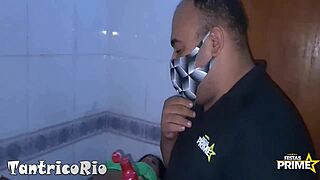 In the first tantric massage series in rio, a mystical woman performs at festaprime.