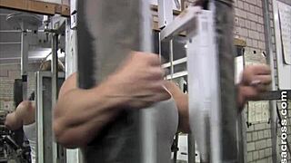 i'm training naked with my bodybuilder muscles