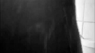 ดีกว่าไหมที่จะเป็นโสเภณีทรานส์และเย็ดเพื่อเงิน