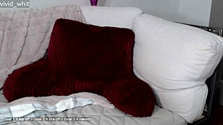 Beautiful Teen Girl Masturbates On Webcam! Full Version!