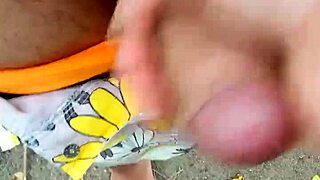 punhetinha explores casual gay moments