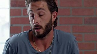 Милф цици с Кензи Тейлър