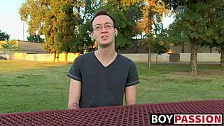 i'm hung horny twink loving outdoor fucking with young guys