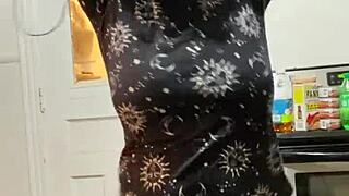 Anna Maria's mature Latina body rocks black workout gear hard!