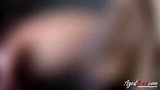 Горната мама Линда примамва сръчния Алексей Джаксън в груб зрял секс