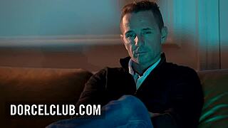 Hey, Seks Panas Dengan Milf Tetek Besar Mariska Sekarang