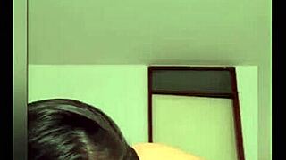 Look at this beautiful Colombian teen on webcam