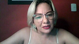 59 - gozei no bucet�o da minha tia- meu filho gostoso - instagram lolahistoria - e-mail lolacontosehistorias gmail com