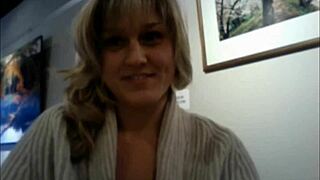 is tylerashay naked in the cafe?