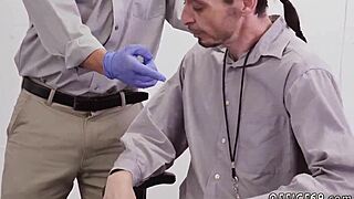 i'm so confuzed in dis gay sex class, straight mens everywhere!