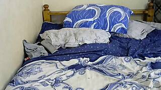 Having fun alone with some naughty self-pleasure 😏