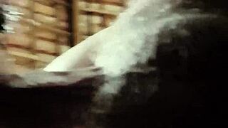 I give a passionate blowjob to Eueu2