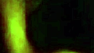 Hot buns fingering to orgasm in the dark