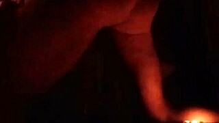 Hot buns fingering to orgasm in the dark
