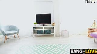 Join this yoga threesome?