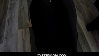 Chanel Preston as stepmom blows stepson since fiancee won't fuck