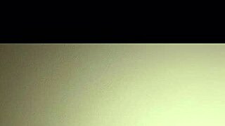 Pawg Couple Hides On Periscope