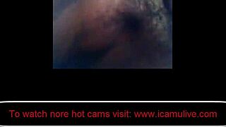 Girl masturbates on webcam, moaning loudly.