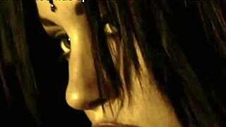 i watchin' oriental babe doin' sensual ritual nude dancin'