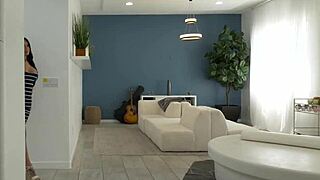 busty gianna grey gets stretched wide by that huge cock