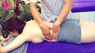 Experience the thrilling Japanese oil massage!