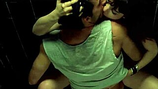 نجمة كوبية أنا سيلا دي أرماس في مشاهد سكس حارة