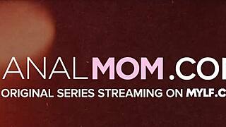 MYLF Джослин Джейн заманивает извращенного бойфренда в дикий секс