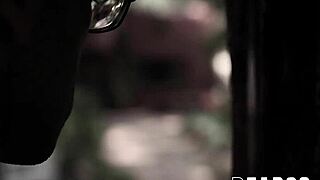 i spied on kenna james big tits n ass