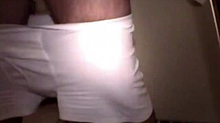 ربة منزل هاوية بلوند ساخنة تمص وتمارس الجنس وتأخذ وجهيات