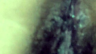 Vecino llena mi co�o de leche parte 2