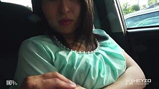 日本人のカオル・ミヤシロが激しい中出しで捕まる