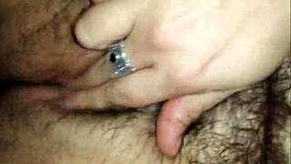 Fat Milf Rubbing Hairy Muff