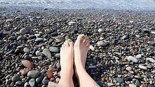 Real Life Sharing Girlfriend With Black Friend In Doggystyle Blowjob And Shaved Pussy Fucking