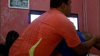 I'm rasgando o cu da morena, that anal assfucking is so intense and deep