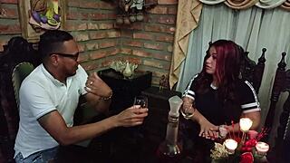 que gran follada le doy a mi socia para cerrar un buen negocio 😏